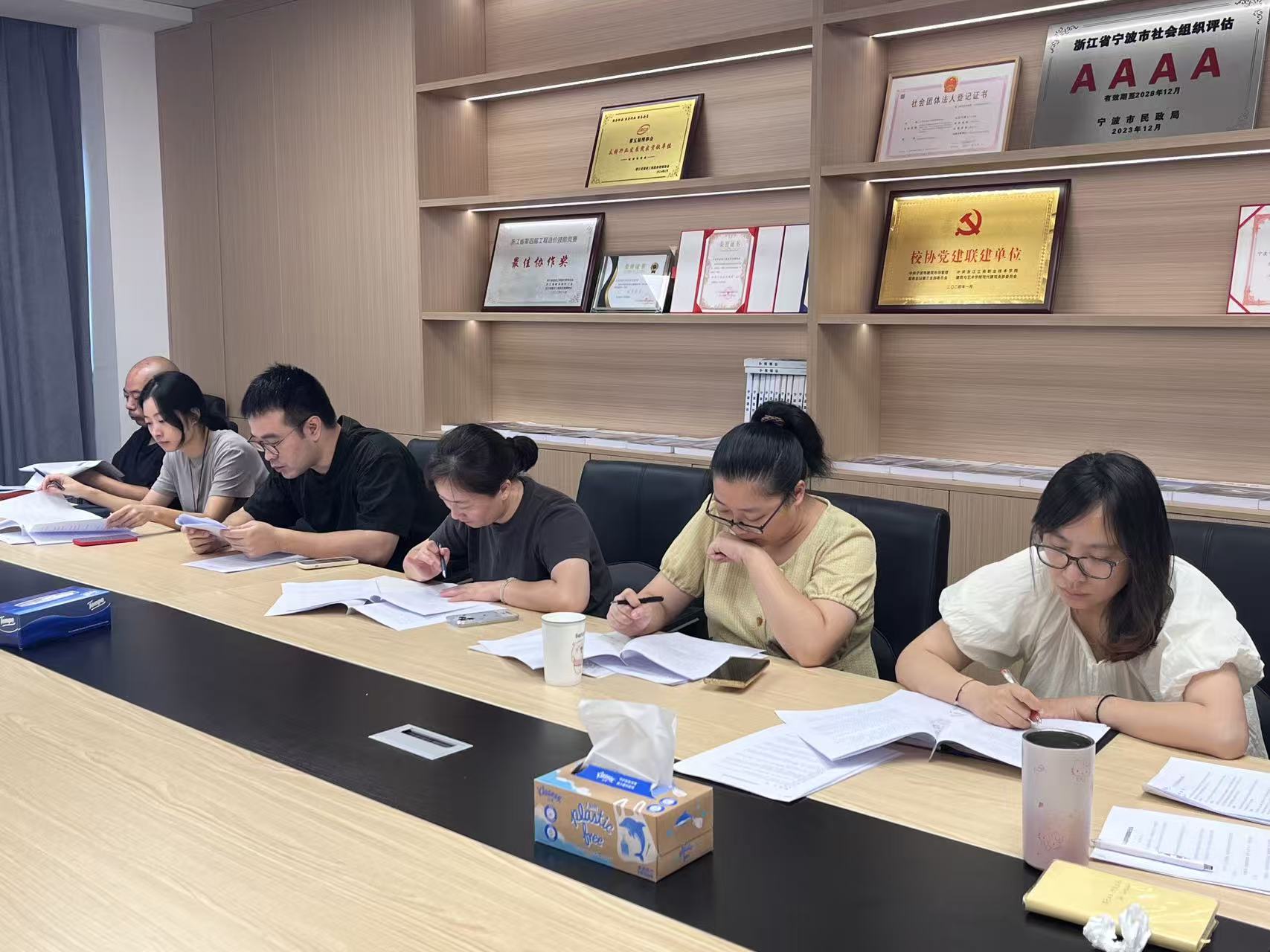 b52b33d5e583bce8ac8364d09231045d.jpg b52b33d5e583bce8ac8364d09231045d.jpg